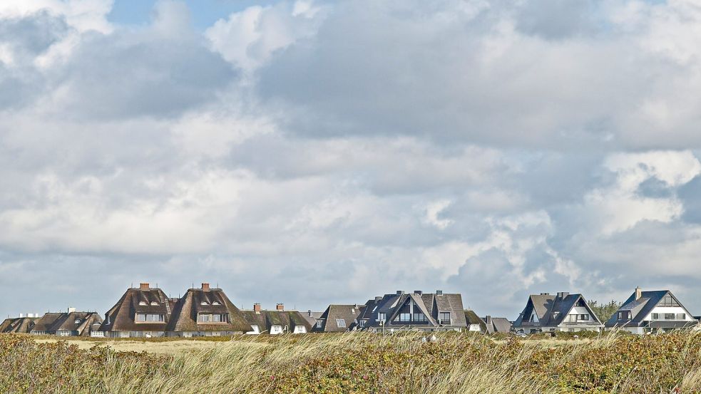 Zweitwohnungen und Ferienhäuser auf Sylt lassen die Steuerkasse klingeln. Foto: imago-images