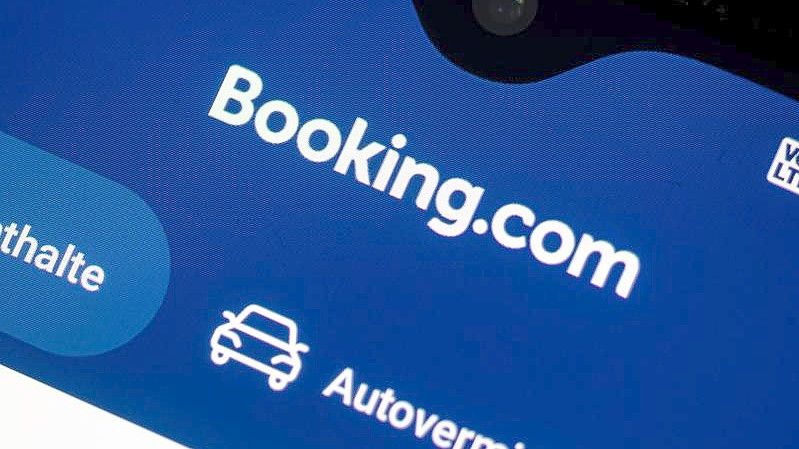 Booking.com hat nach Angaben des Bundeskartellamts in Deutschland den größten Marktanteil bei Online-Hotelbuchungen. Foto: Fabian Sommer/dpa