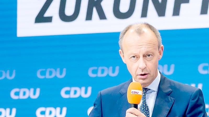 Friedrich Merz, ehemaliger Unionsfraktionschef, will für den CDU-Vorsitz kandidieren. Foto: Christoph Soeder/dpa