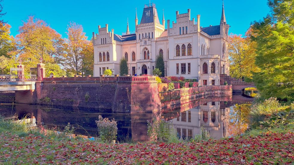 Ramona Kromminga aus Flachsmeer hat ein Foto von der Leeraner Evenburg gemacht.