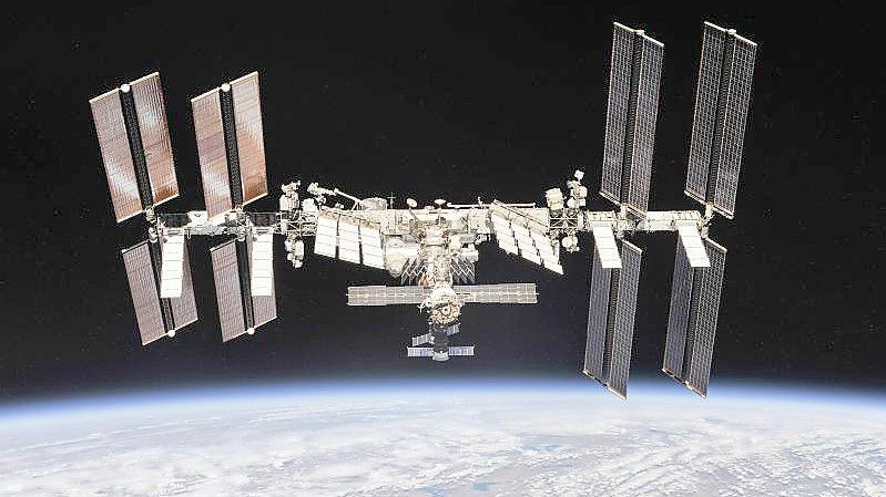 An der Internationalen Raumstation sollen künftig bis zu fünf russische Raumschiffe zeitgleich andocken können. Foto: NASA/dpa/Archiv