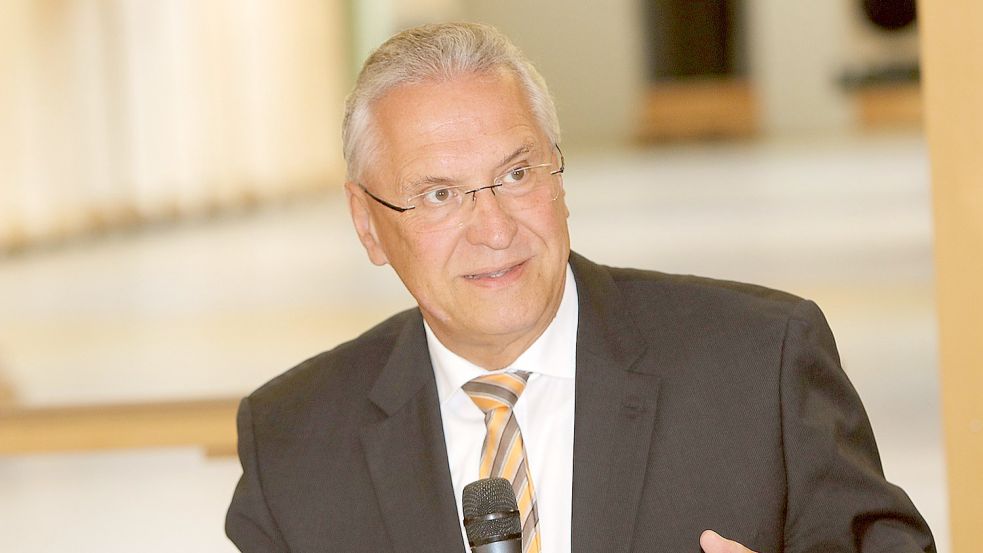Der bayerische Innenminister Joachim Herrmann (CSU) ist für eine generelle Impfpflicht Foto: Bayerisches Staatsministerium des Innern
