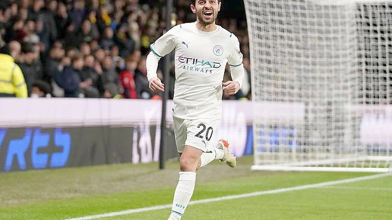 Bernardo Silva schoss Manchester City mit zwei Treffern zum Sieg in Watford. Foto: Tess Derry/PA Wire/dpa