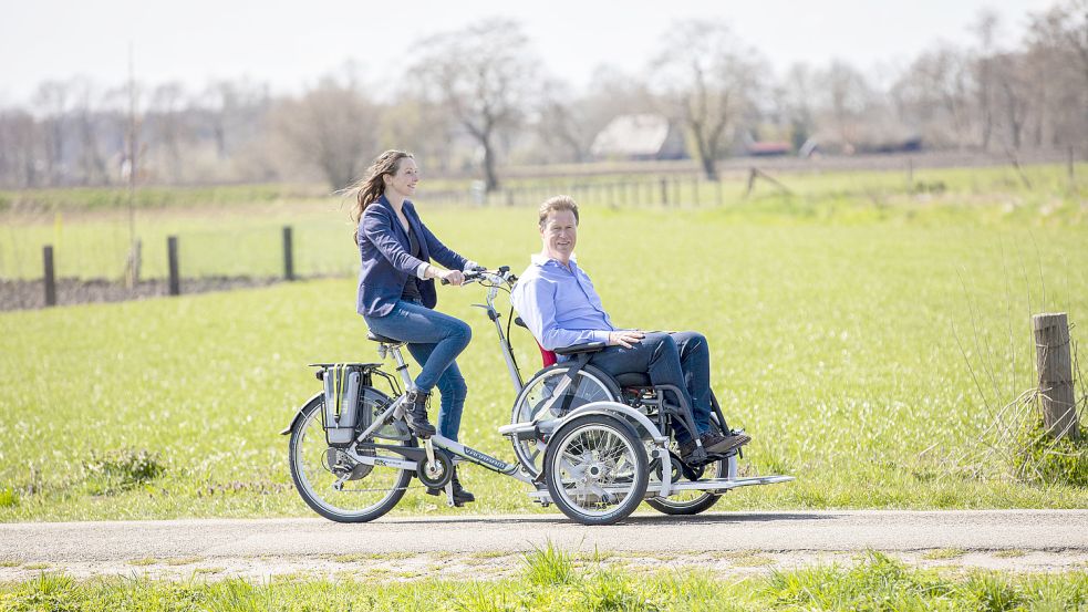 So wie hier auf diesem Foto des niederländischen Spezialfahrrad-Herstellers van Raam soll das Rollstuhlfahrrad aussehen, das von dem Spendengeld der GA-Weihnachtsaktion für die Barßeler Intensivpflege angeschafft werden soll. Foto: Van Raam