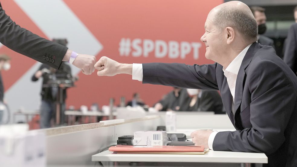 Sein Wahlsieg hat die SPD völlig verändert: Bundeskanzler Olaf Scholz auf dem Parteitag in Berlin. Foto: Imago Images