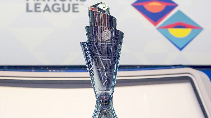 Bei der Auslosung zur UEFA Nations League ist eine Kracher-Gruppe für Deutschland möglich. Foto: Jean-Christophe Bott/KEYSTONE/dpa