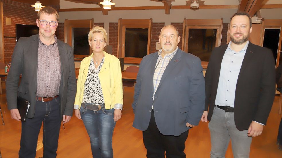 Die Gruppe CDU/FDP stellt mit (von links) Rainer Fugel, Monika Knelangen und Thomas Giehl die stellvertretenden Bürgermeister und mit Jens Immer den Ratsvorsitzenden in der Gemeinde Saterland. Foto: Passmann