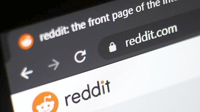 Startseite von Reddit. Die Online-Plattform Reddit bereitet einen Börsengang vor. Foto: Tim Goode/PA Wire/dpa