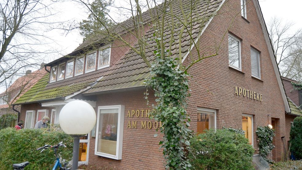 Die Apotheke am Moor schließt am Freitag, 17. Dezember, für immer ihre Türen. Seit 1959 hatte Familie Schünemann die Apotheke betrieben. Foto: Fertig