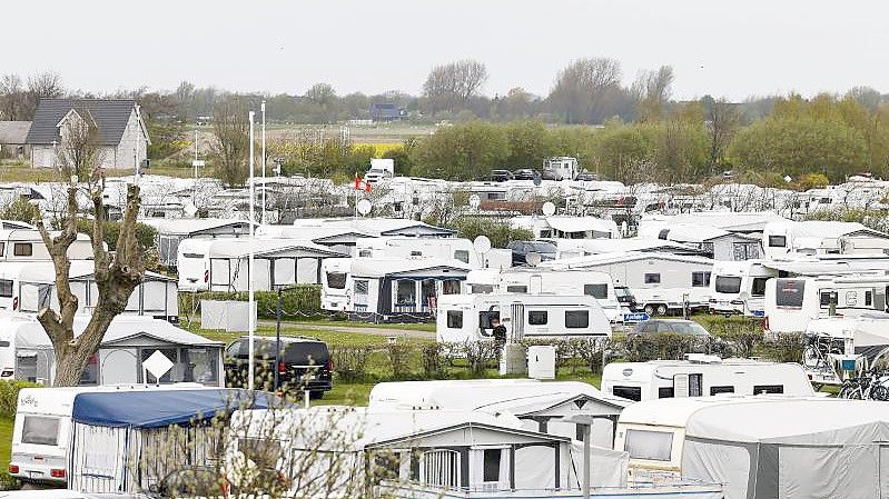 Die Campingplätze im eigenen Land bleiben für viele Bundesbürgerinnen und Bundesbürger in der Corona-Krise eine Alternative für die Urlaubszeit. Foto: Frank Molter/dpa