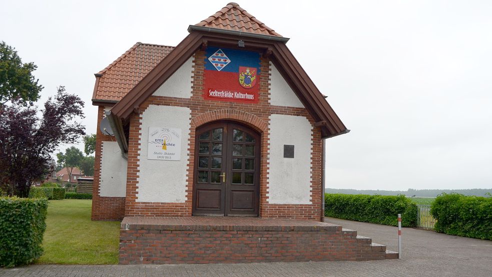 Aus dem Studio Skäddel der Ems-Vechte-Welle wird an Heiligabend ab 20 Uhr die Christmesse aus der Kirche St. Peter und Paul in Scharrel gesendet. Archivfoto: Fertig