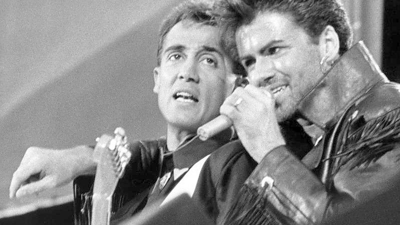 Andrew Ridgeley (l) und George Michael gelang mit „Last Christmas“ ein Weihnachts-Klassiker. Foto: PA/epa/dpa