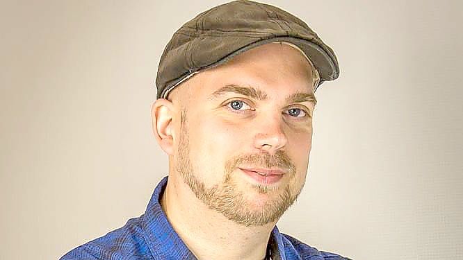 Der Saterländer AfD-Ratsherr Jan Reiners war am Montag vom Ratsvorsitzenden Jens Immer von der Sitzung ausgeschlossen worden, weil er ein Oberteil mit dem provokanten Schriftzug ACAB getragen hatte. Nun befasst sich die Kommunalaufsicht des Landkreises Cloppenburg mit dem Fall. Foto: privat