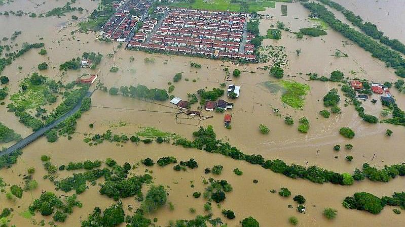 Luftaufnahme der Überschwemmungen im brasilianischen Bundesstaat Bahia. Foto: Manuella Luana/AP/dpa