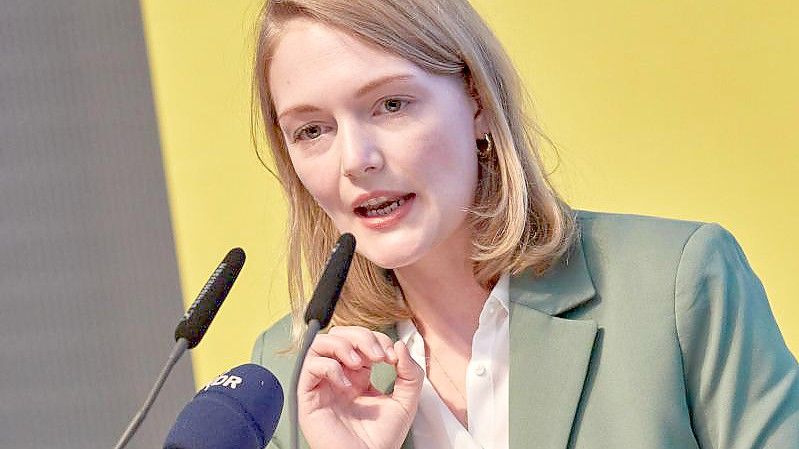 „Die Folgen von Schulschließungen sind jedoch ebenso dramatisch“: Ria Schröder. Foto: Georg Wendt/dpa