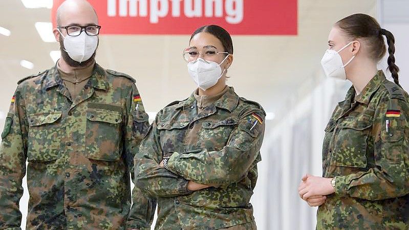 Etwa 94 Prozent der Bundeswehrsoldaten sind geimpft oder genesen. Foto: Sven Hoppe/dpa/Symbolbild