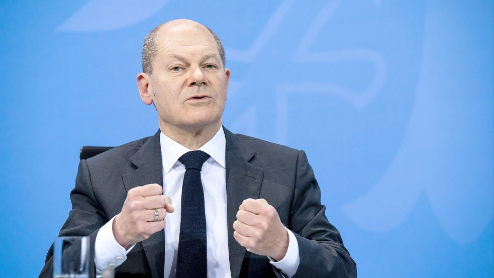 Bundeskanzler Olaf Scholz (SPD) äußert sich bei einer Pressekonferenz nach den Beratungen zur Corona-Pandemie zwischen der Bundesregierung und der Ministerpräsidentenkonferenz der Länder. Foto: imago images/Bernd Elmenthaler