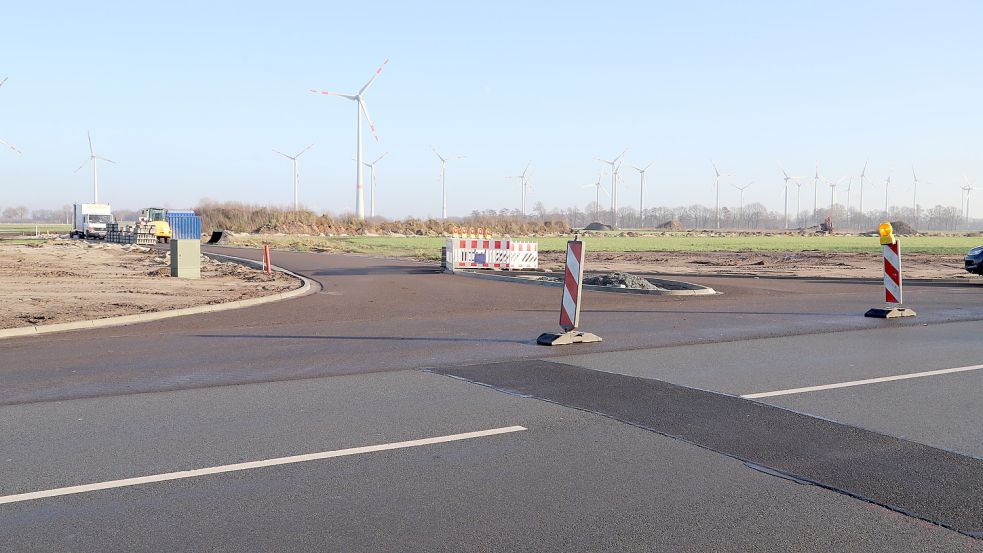 Die Gemeinde Saterland verzeichnet eine hohe Nachfrage nach Gewerbegrundstücken. In Scharrel „Am Ostermoor“ wird derzeit ein neues Gewerbegebiet erschlossen. Foto: Passmann