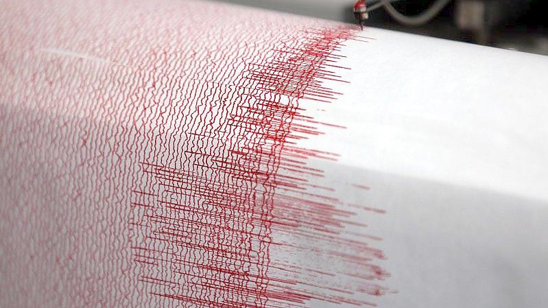 Laut der europäischen Erdbebenwarte EMSC hattet das Erdbeben die Stärke 6,5. Foto: Oliver Berg/dpa/Symbolbild