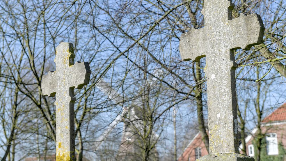 Wer ist auf den historischen Friedhöfen beigesetzt? Eine Projektgruppe hat Geschichten und Anekdoten gesammelt. Foto: Ortgies/Archiv