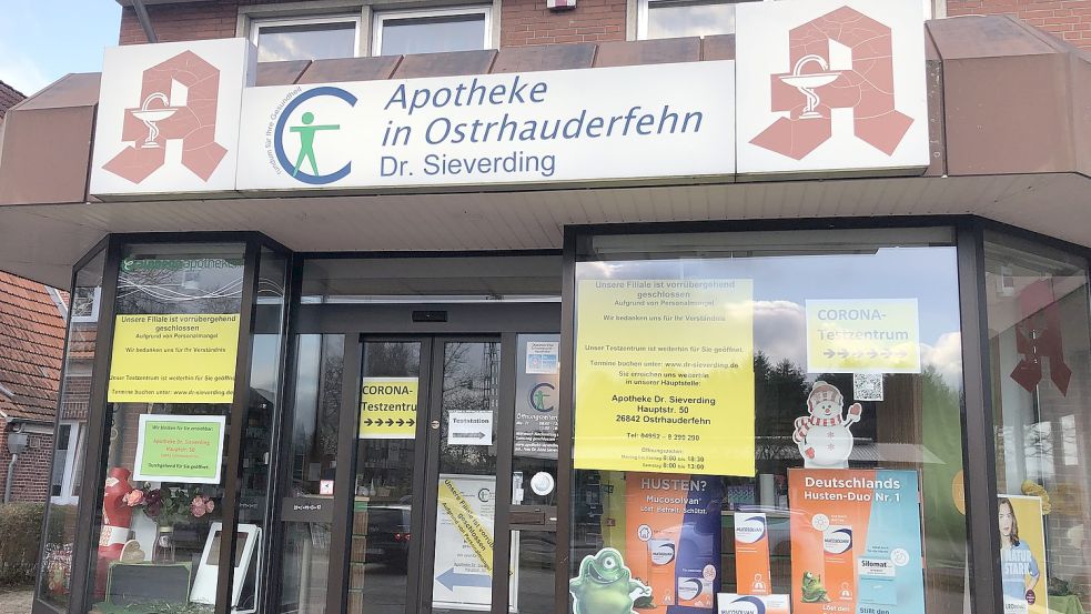 Die Nebenstelle der Apotheke von Dr. Anne Sieverding in Ostrhauderfehn ist seit Montag geschlossen. Foto: Zein