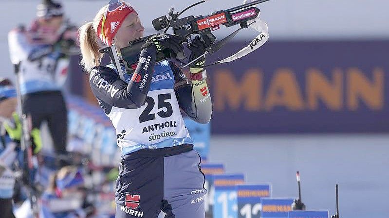 Im Einzel über 15 Kilometer beste Deutsche: Franziska Hildebrand in Aktion. Foto: Matthias Schrader/AP/dpa