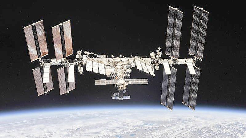 Die Internationale Raumstation (ISS). Russland zeigt sich offen für einen Weiterbetrieb der Internationalen Raumstation ISS bis 2030. Foto: NASA/dpa