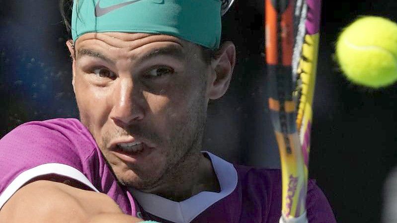 Rafael Nadal gelang in Melbourne ein souveräner Sieg gegen Adrian Mannarino. Foto: Simon Baker/AP/dpa