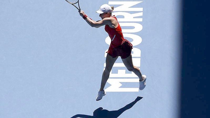Die Rumänin Simona Halep ist bei den Australian Open ausgeschieden. Foto: Andy Brownbill/AP/dpa