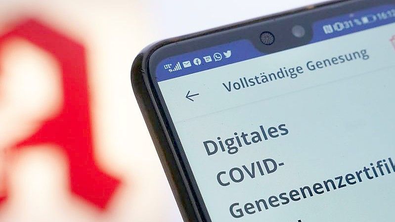 Die politische Entscheidung, dass Genesene nur noch knapp drei Monate als geschützt gelten, sorgt vielfach für Unmut und Unverständnis. Foto: Marcus Brandt/dpa