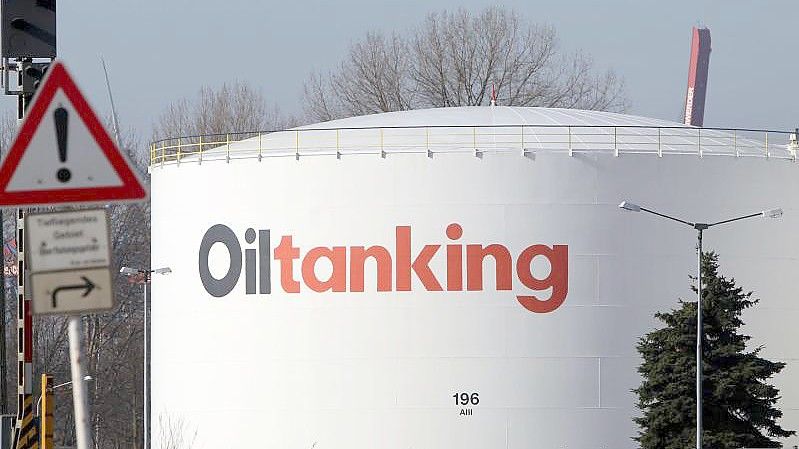 Ein Öltank der Firma Oiltanking in Hamburg. Foto: picture alliance / dpa