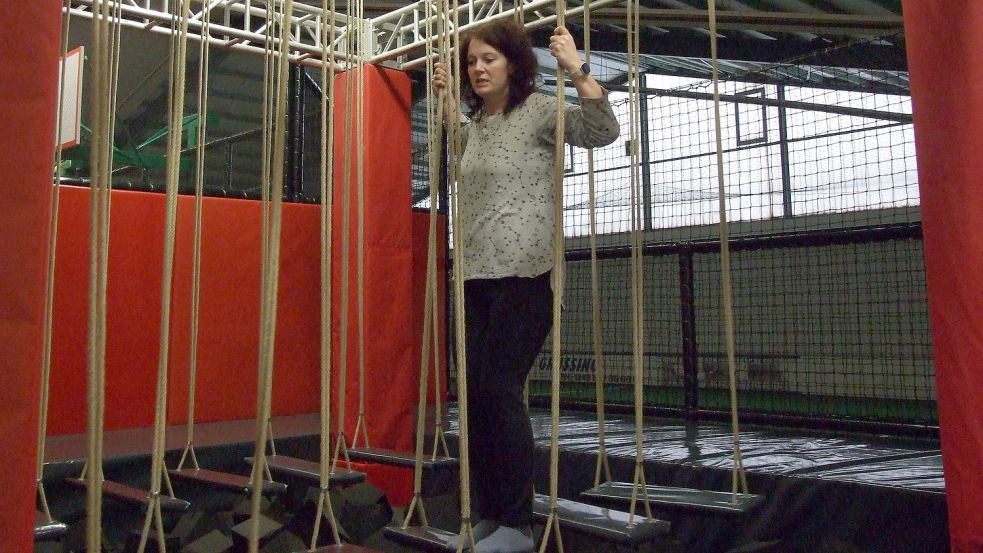 Natascha Alfers im Ninja-Parcours. Foto: Scherzer