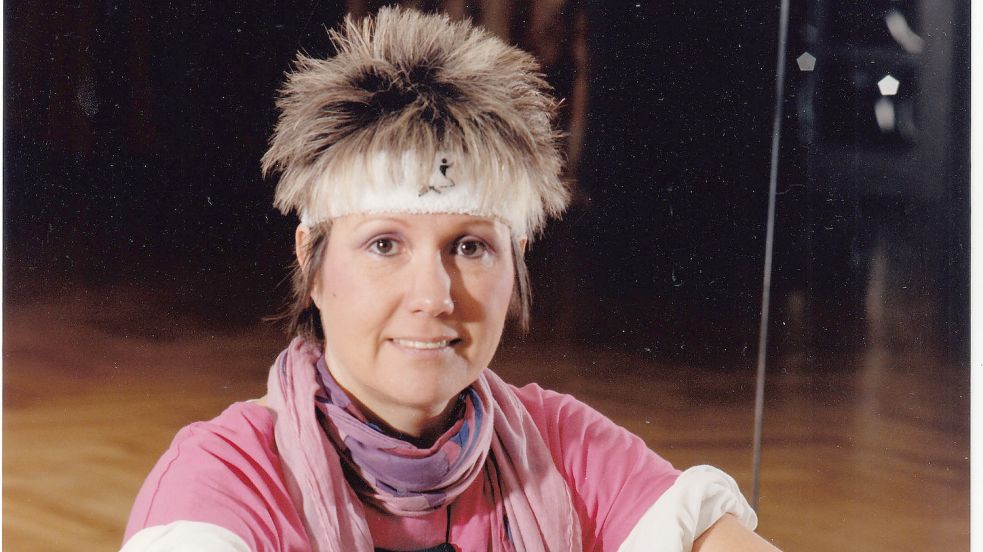 Tanzlehrerin Brigitte Baczinski, die seit ihrer zweiten Eheschließung Brigitte von Pidoll hieß, auf einem Porträtfoto, das Doris Waskönig von ihr anfertigte. Zu der Zeit, als das Foto entstand, war Aerobic angesagt. Fotos: privat