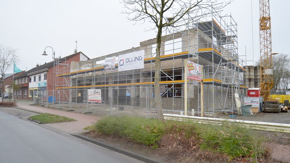 Heute ist das Gebäude an der Hauptstraße 637 in Strücklingen entkernt. Der Strücklinger Unternehmer Daniel Olling will dort Wohnraum schaffen. Foto: Fertig