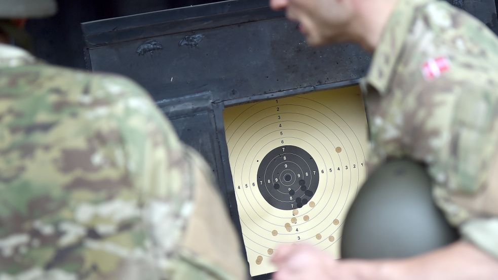 Bundeswehr-Wettkampf "Hochsauerlandmarsch" Foto: dpa