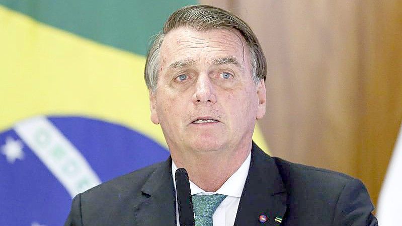 Der brasilianische Präsident Jair Bolsonaro will auch den bisher illegalen Goldabbau in indigenen Gebieten erlauben. Foto: Raul Spinasse/AP/dpa