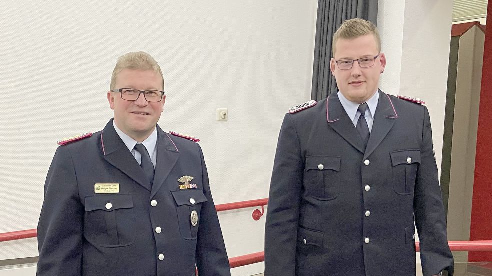 Rene Funk (rechts) ist neuer Ortsbrandmeister von Folmhusen. Sein Stellvertreter ist Holger Bleicher. Foto: Feuerwehr