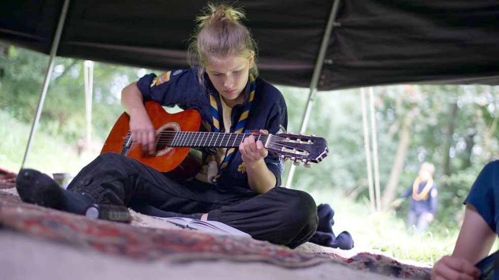 Das Pfadfindern ist neben dem Fußball eine große Leidenschaft von Lina Wallbaum. Das Bild zeigt sie im Sommer 2021 bei einem Ausflug. Foto: Privat