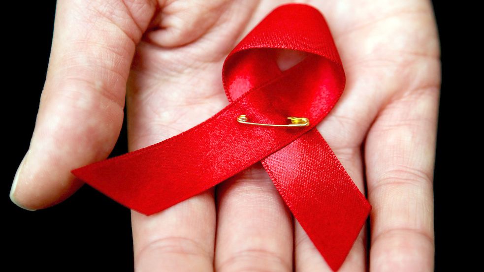 Laut „Deutscher Aidshilfe“ lebten 2020 über 91.000 Menschen in Deutschland mit HIV. Foto: dpa/ Oliver Berg