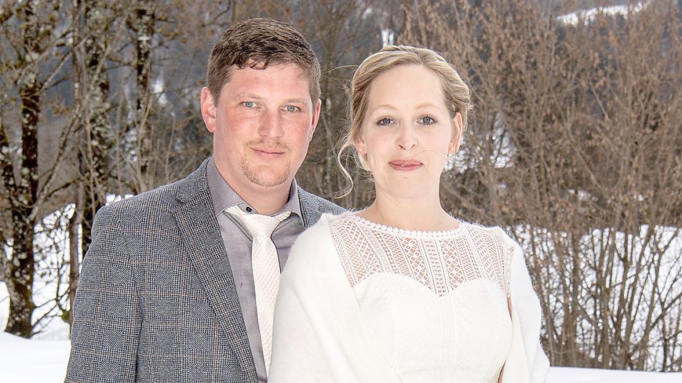 Svenja und Gerrit Bathow haben sich die Schnapszahl als Hochzeitsdatum ausgesucht. Foto: privat