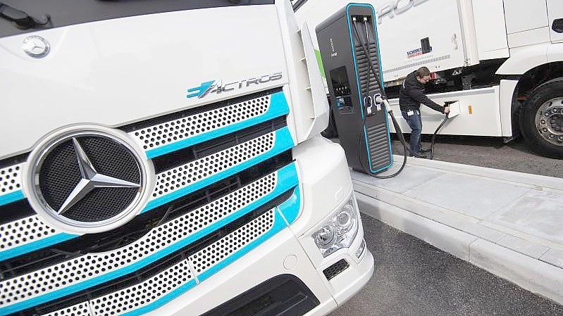 Daimler Truck wird Teil der Dax-Familie. Foto: Marijan Murat/dpa