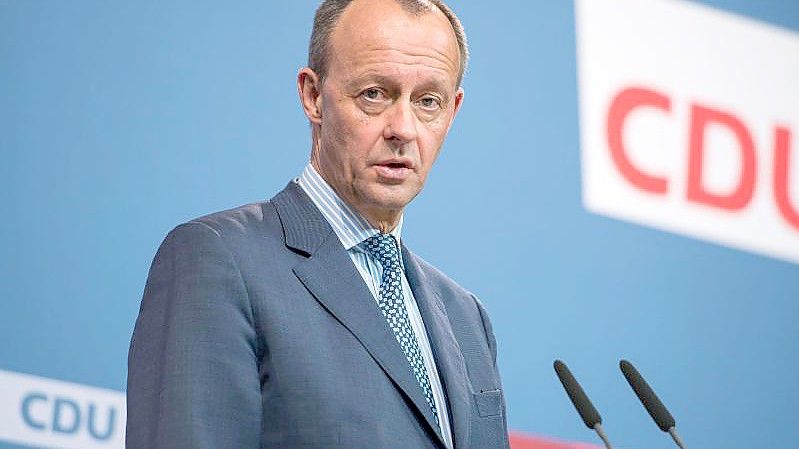CDU-Chef Friedrich Merz spricht sich für weitere Kontakte mit Russland aus. Foto: Oliver Dietze/dpa