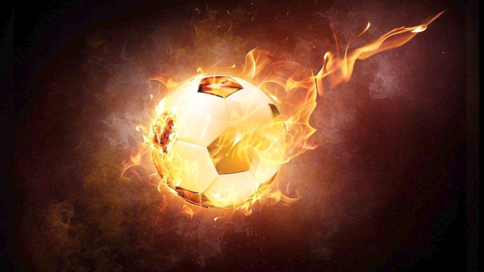 Zu viel Feuer im Spiel war beim A-Juniorenduell zwischen der SpVg Aurich und der JSG Emden. Foto: Pixabay