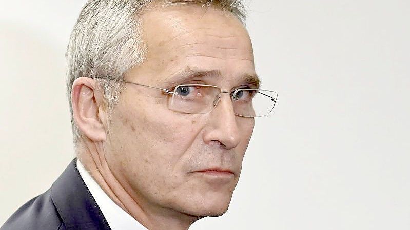 Nato-Generalsekretär Jens Stoltenberg hatte zuletzt ausweichend auf die Frage geantwortet, ob das Militärbündnis die Nato-Russland- Grundakte nach der russischen Invasion in die Ukraine für obsolet hält. Foto: Jussi Nukari/Lehtikuva/dpa