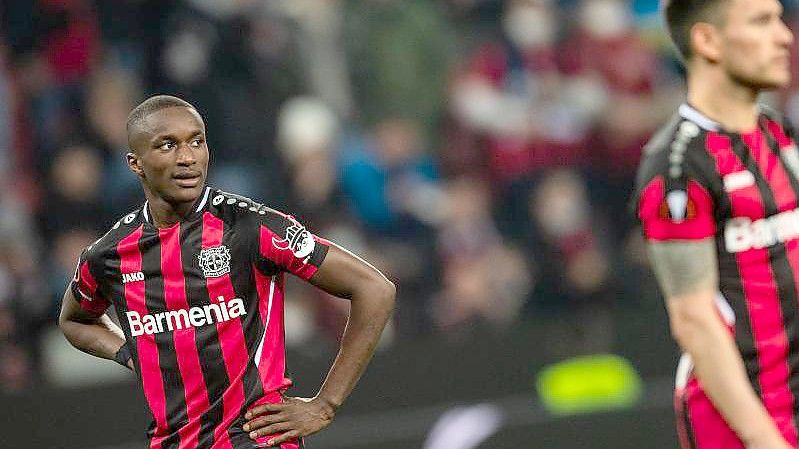 Leverkusens Moussa Diaby ist enttäuscht. Foto: Marius Becker/dpa