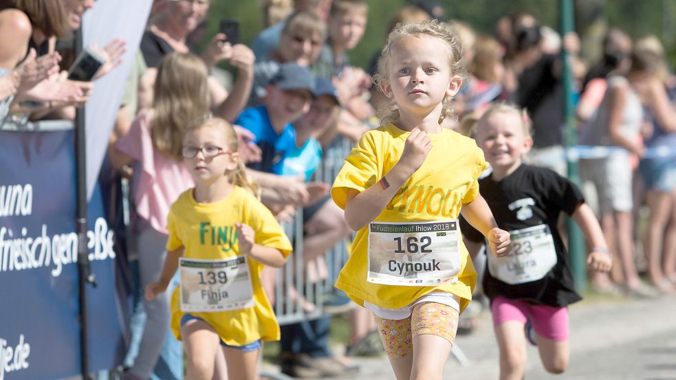 Der letzte Fuchsienlauf fand 2019 statt. Damals rannte der Nachwuchs unter dem Applaus zahlreicher Zuschauer ins Ziel. Archivfoto: Doden