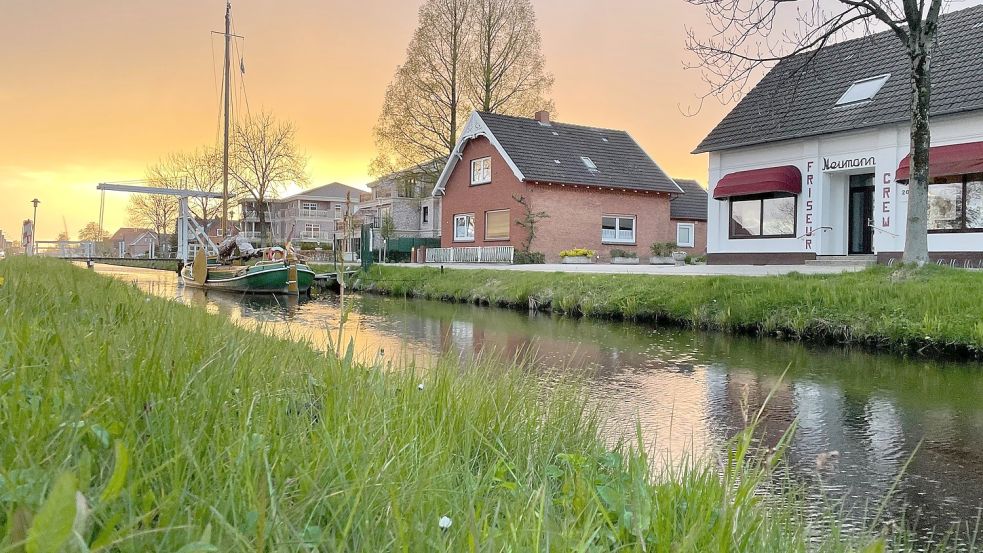 Der Rajenkanal: Urlauber auf dem Fehn lieben auch diesen Ausblick. Foto: Archiv