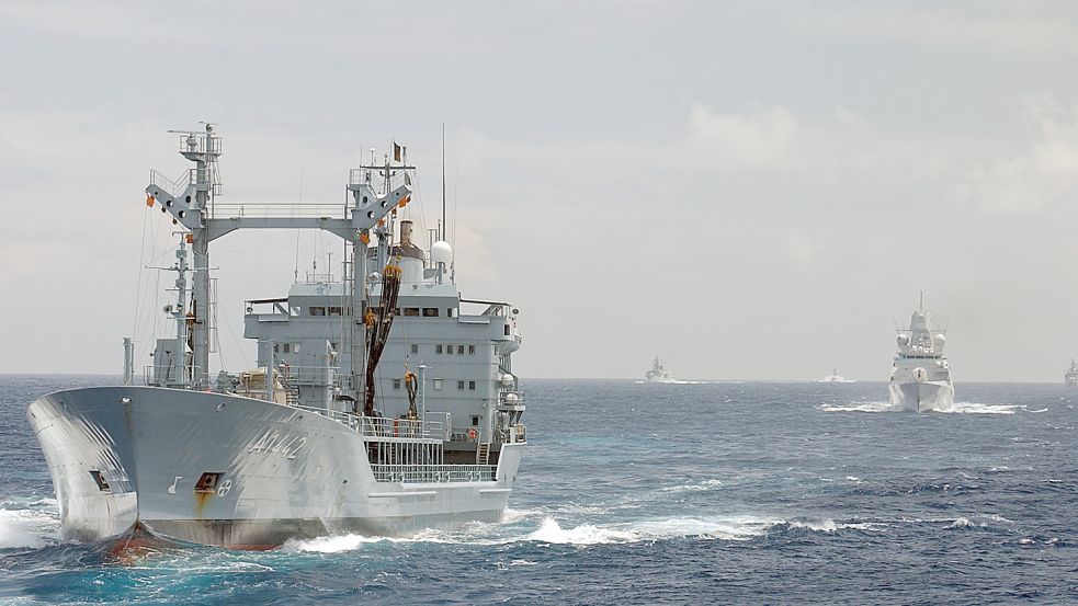 Marinetanker wie die „Spessart“ versorgen auch Nato-Partner mit Treibstoff. Foto: dpa / PIZ_Marine