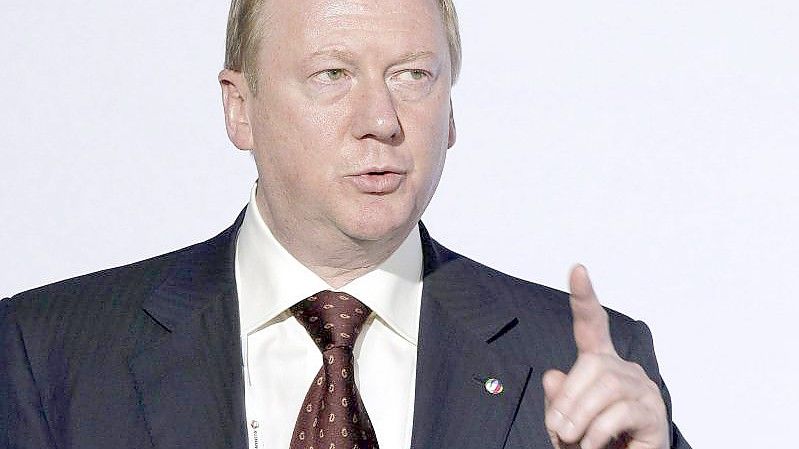 Anatoli Tschubais, damaliger Leiter der staatlichen russischen Beteiligungsgesellschaft Rusnano, während eines Nanotechnologie-Forums in Moskau. Foto: epa Mikhail Metzel Pool/epa/dpa