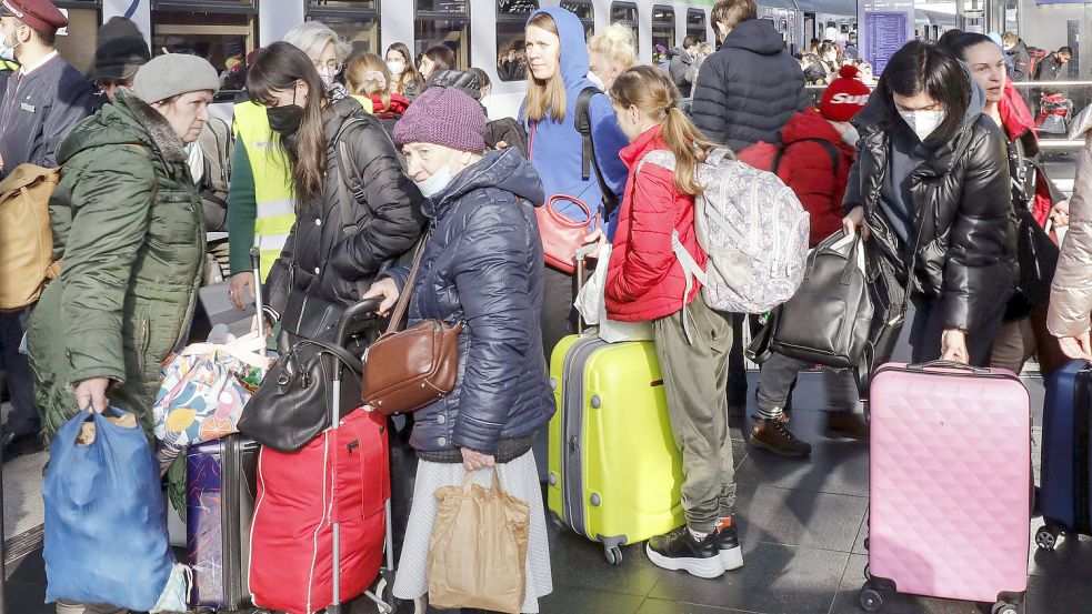 Am Berliner Hauptbahnhof sind bereits tausende Geflüchtete angekommen und es könnte immer mehr werden. Foto: imago images/Jochen Eckel